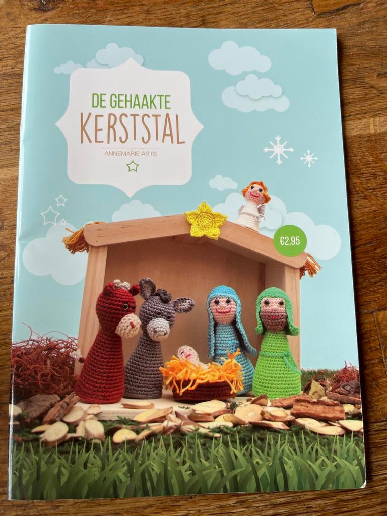 De Gehaakte Kerststal - Annemarie Arts, Hobby en Vrije tijd, Breien en Haken, Ophalen of Verzenden, Zo goed als nieuw, Haken, Patroon of Boek
