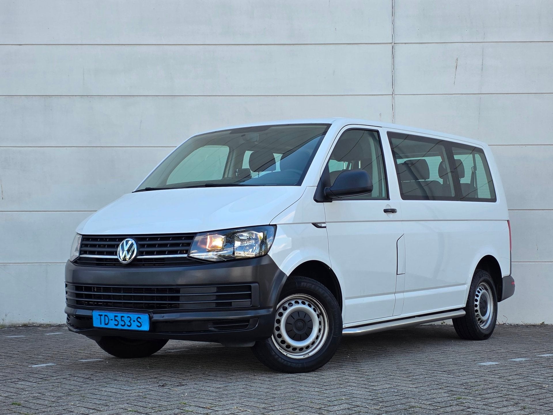 Volkswagen Transporter Kombi 2.0 TSi 150pk 9-Pers. L2 CNG |E, Auto's, Voorwielaandrijving, Stof, Gebruikt, Euro 6