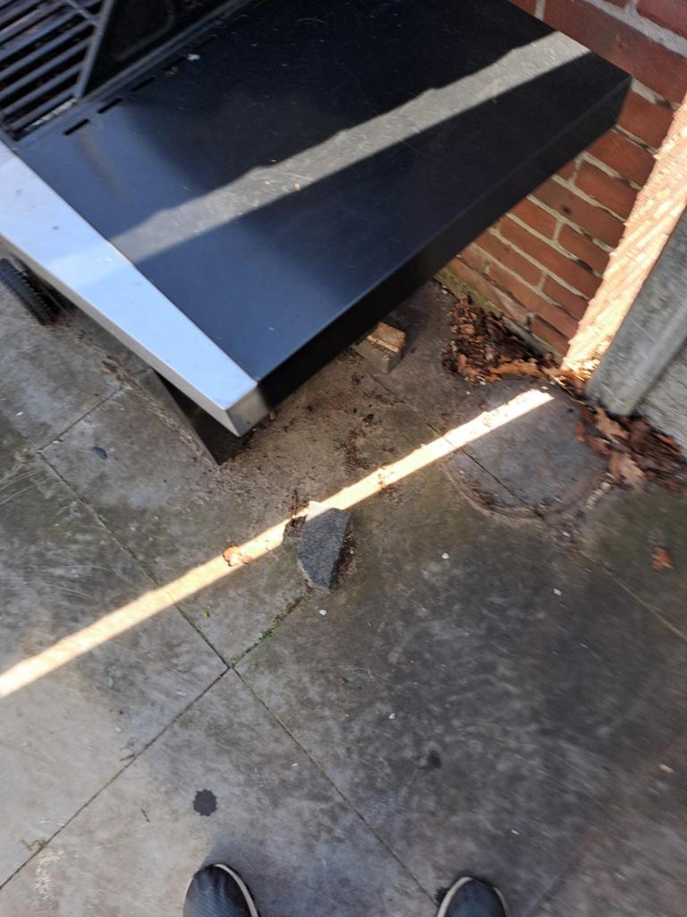 Gasbarbecue, Tuin en Terras, Zonneschermen, Minder dan 150 cm, Ophalen, Gebruikt, Markies