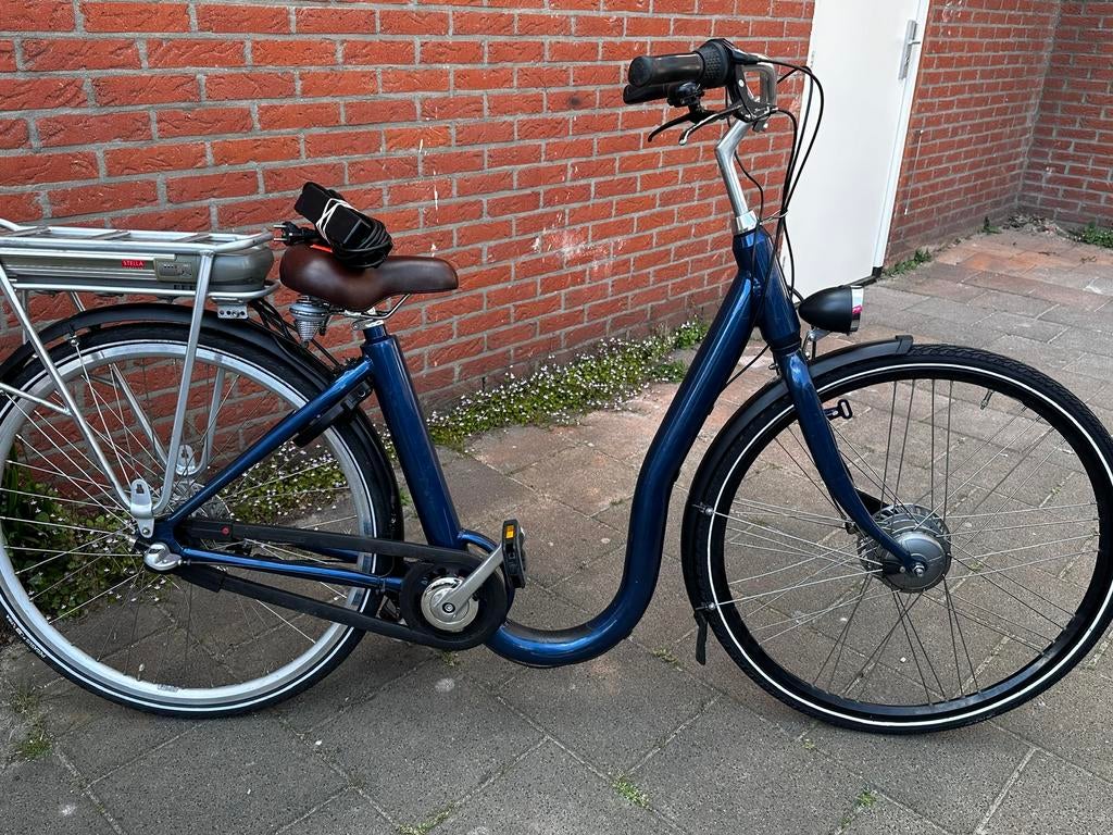 Elektrische damesfiets met lage instap, Ophalen of Verzenden, Zo goed als nieuw, Overige merken