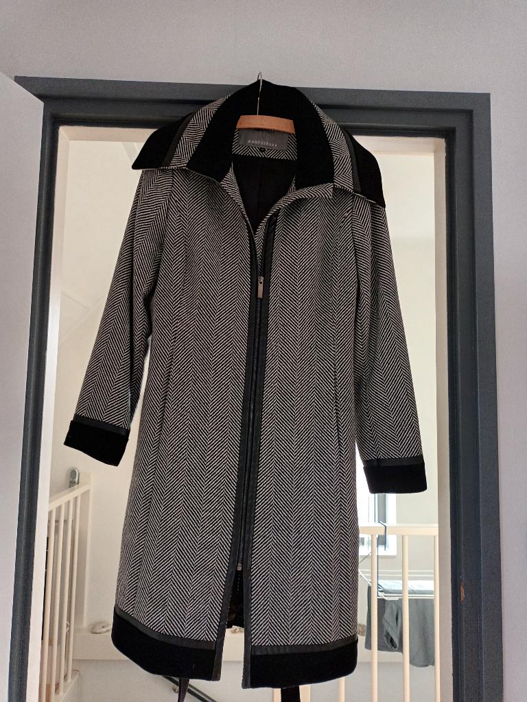 Lange Mart Visser dames jas, Ophalen, Nieuw, Maat 42/44 (L), Zwart