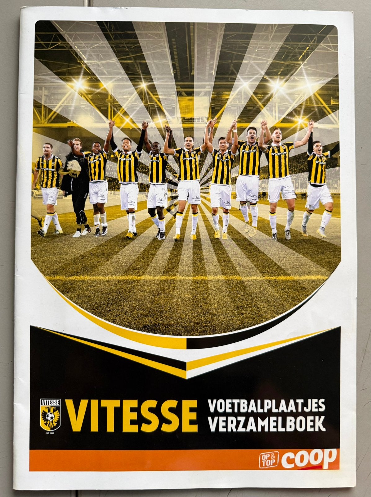 Voetbal Coop VITESSE compleet Voetbalplaatjesalbum 2015-2016, Verzenden, Zo goed als nieuw, Vitesse, Boek of Tijdschrift