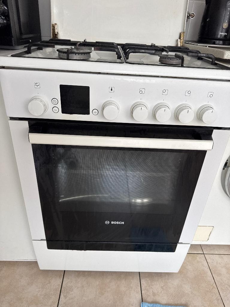 Fornuis, Witgoed en Apparatuur, Fornuizen, Ophalen, Gebruikt, Minder dan 85 cm, 4 kookzones