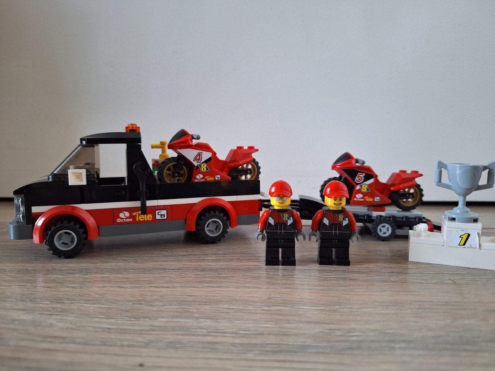 Lego city 60084
Racing Bike Transporter, Ophalen of Verzenden