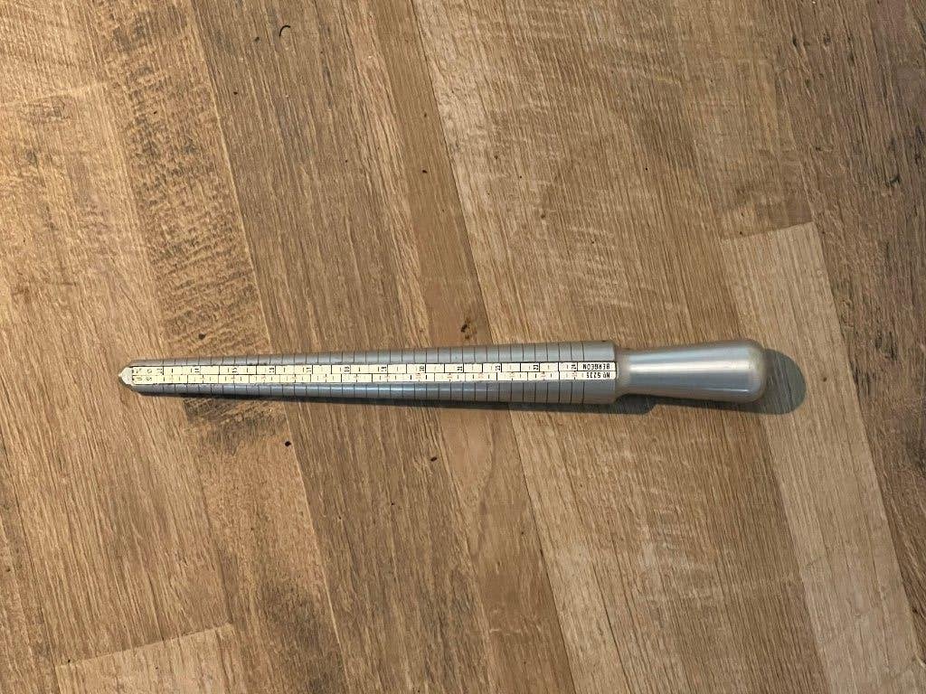 Bergeon 5235-PN Ringmeter, voor Goudsmeden,Juweliers, Ophalen of Verzenden, Zo goed als nieuw, 17 tot 18, Dame