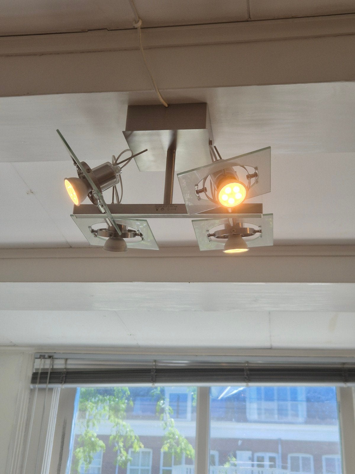 Moderne plafondlamp met 4 spots en LED GU10 lampen, Ophalen, Zo goed als nieuw, Glas, Modern