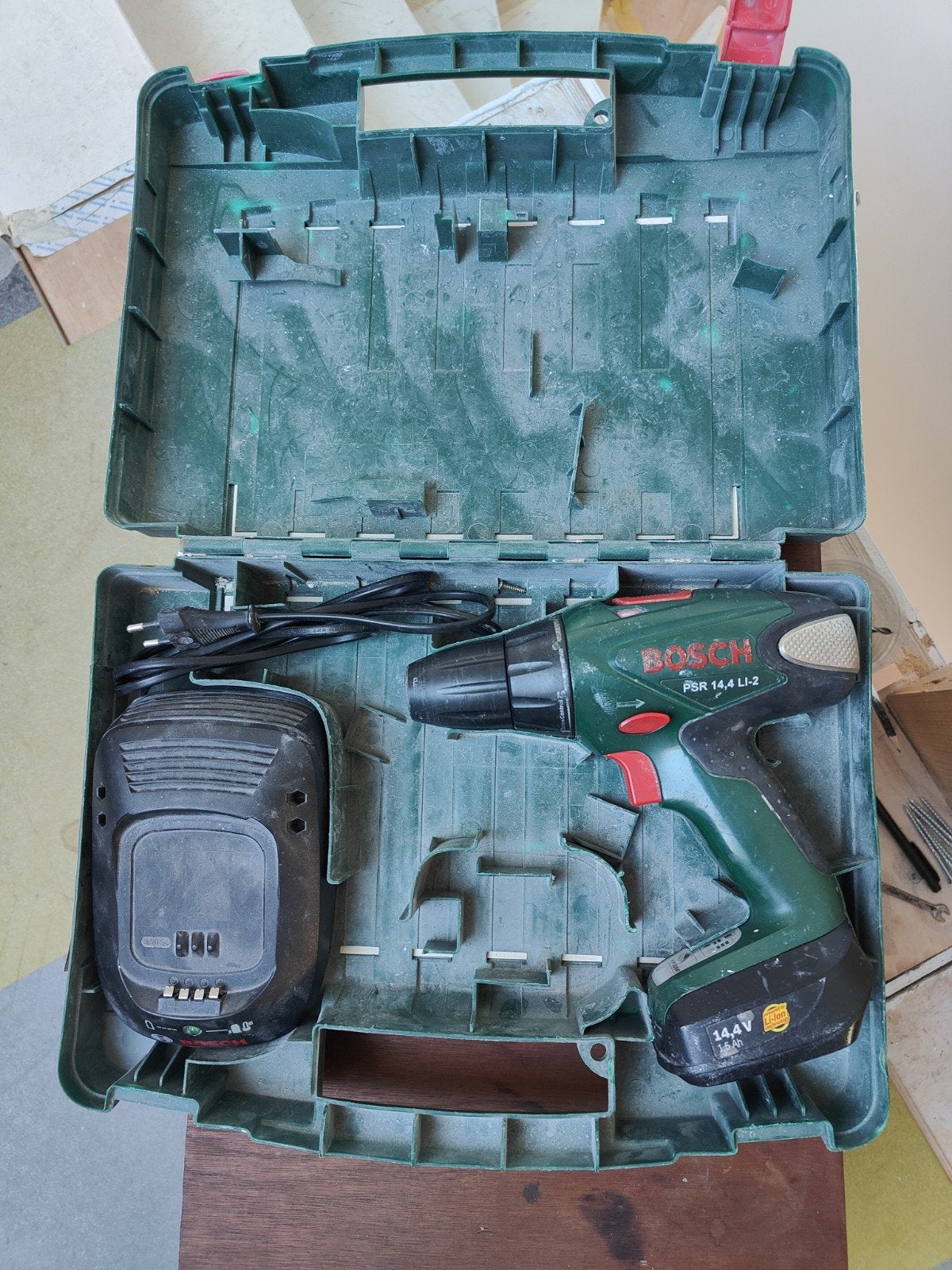 Bosch PSR 14,4 LI-2 Accuboormachine (defect), Ophalen of Verzenden