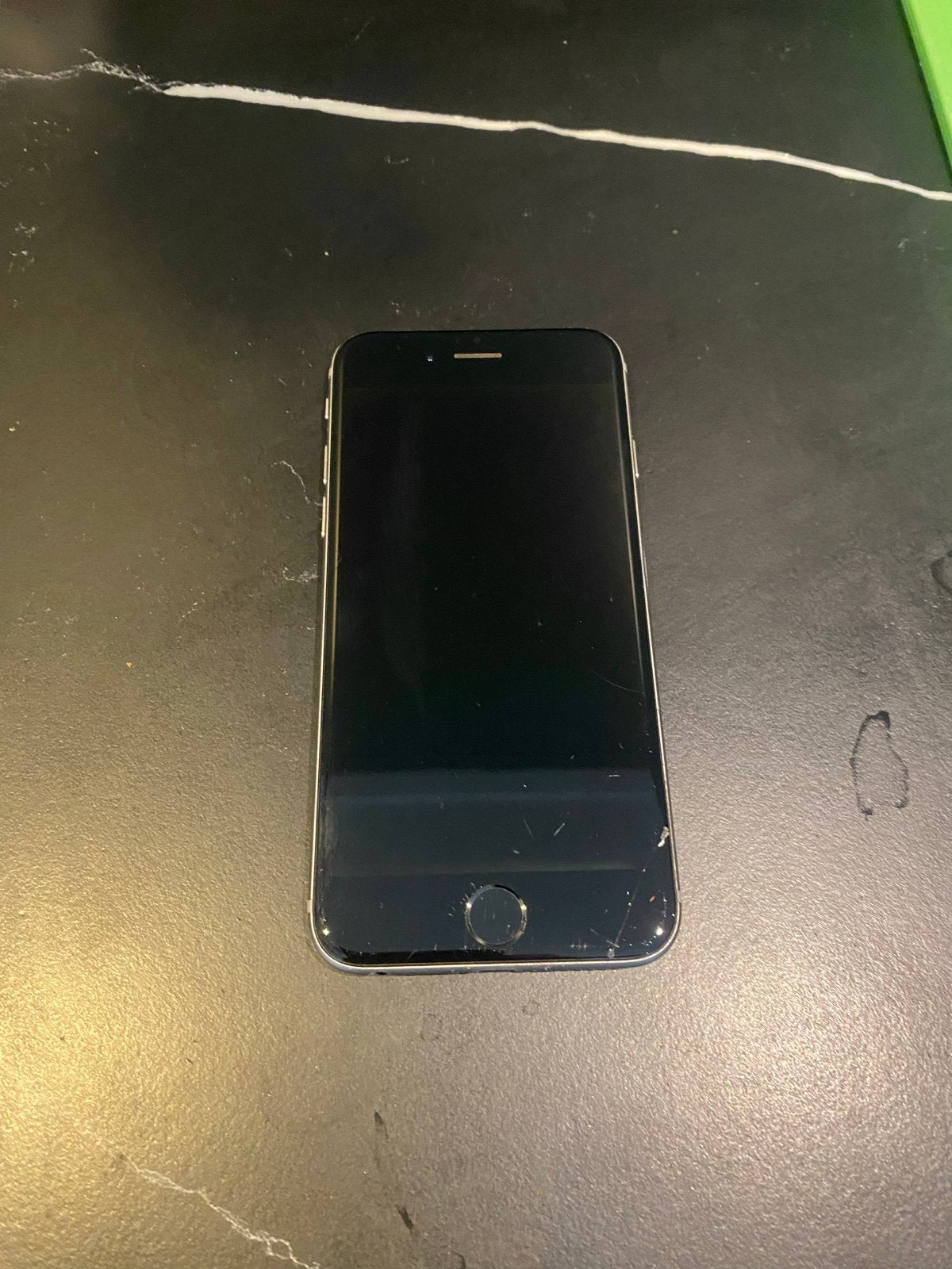 Defecte iPhone 6 64 GB - Werkt niet, Ophalen, Niet werkend, 64 GB, IPhone 8
