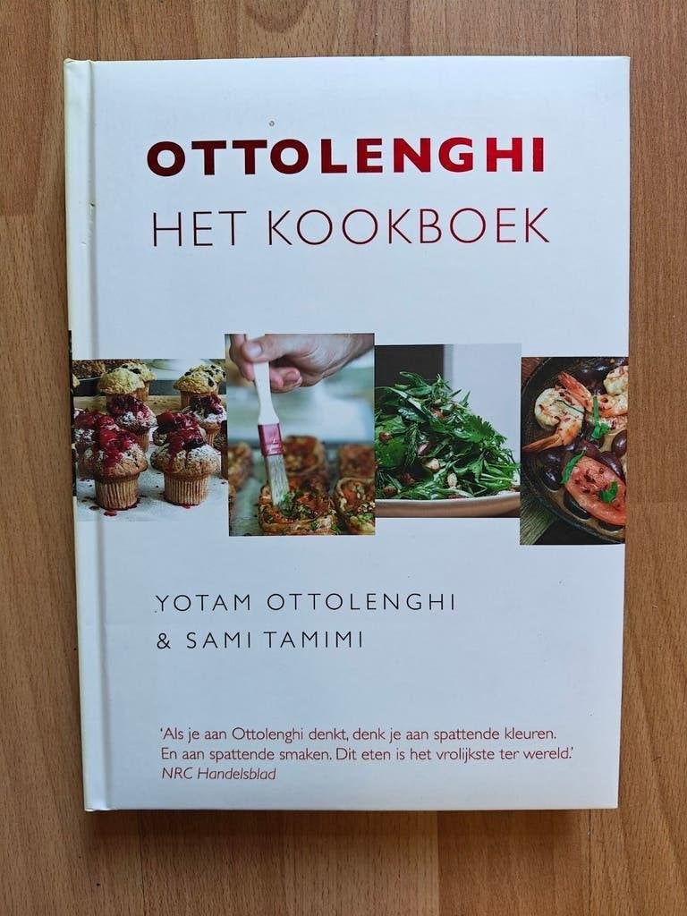 OTTOLENGHI - het kookboek (i.s.m. Sami Tamimi) 2015, Ophalen of Verzenden, Zo goed als nieuw, Hoofdgerechten