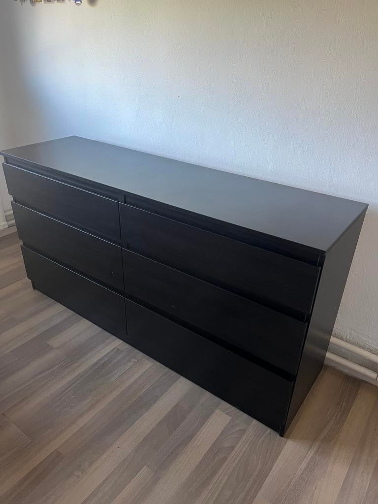 Zwarte ladekast IKEA 140x40, Huis en Inrichting, Ophalen, 100 tot 150 cm, 5 laden of meer, Zo goed als nieuw