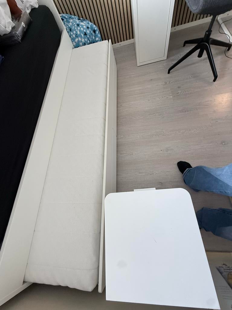 Zo goed als nieuw matras voor kinderbed - IKEA ÅSVANG, Huis en Inrichting, Slaapkamer | Matrassen en Bedbodems, Ophalen, 190 cm of minder