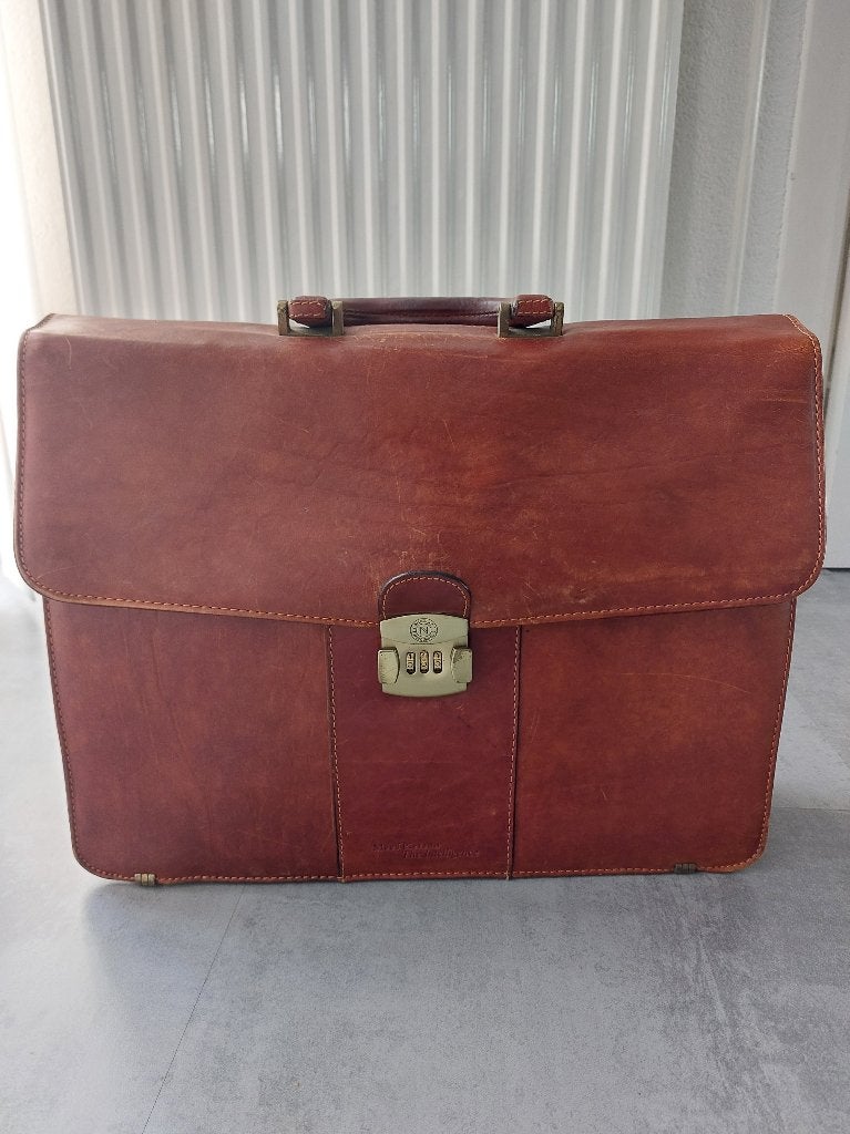 Luxe leren Italiaanse aktetas merk Piquardo model Nikolai., Gebruikt, Bruin, Cijferslot, Aktetas