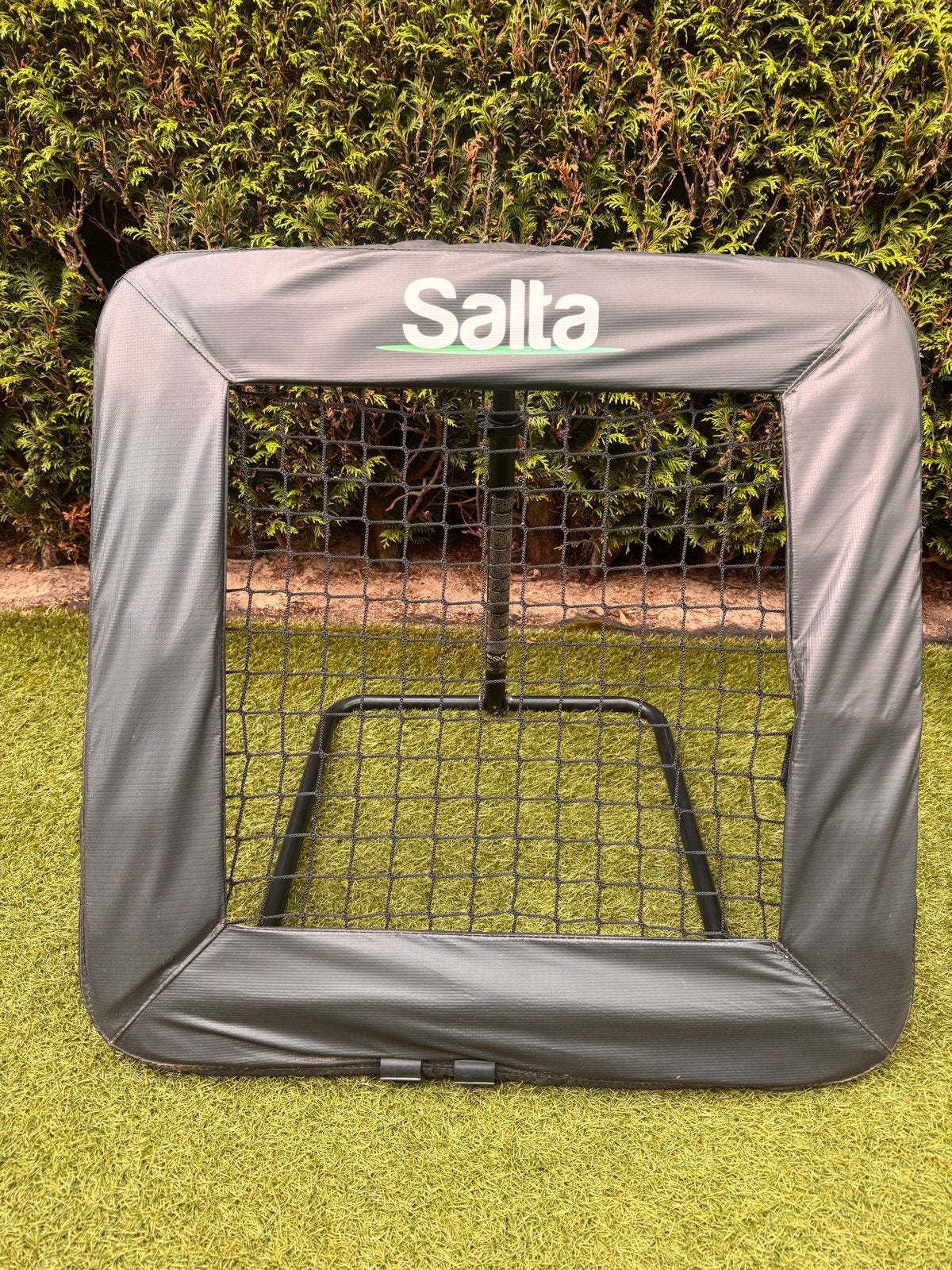 Salta voetbal rebounder , zwart, 85x85, Sport en Fitness, Voetbal, Maat M, Ophalen, Gebruikt, Overige typen