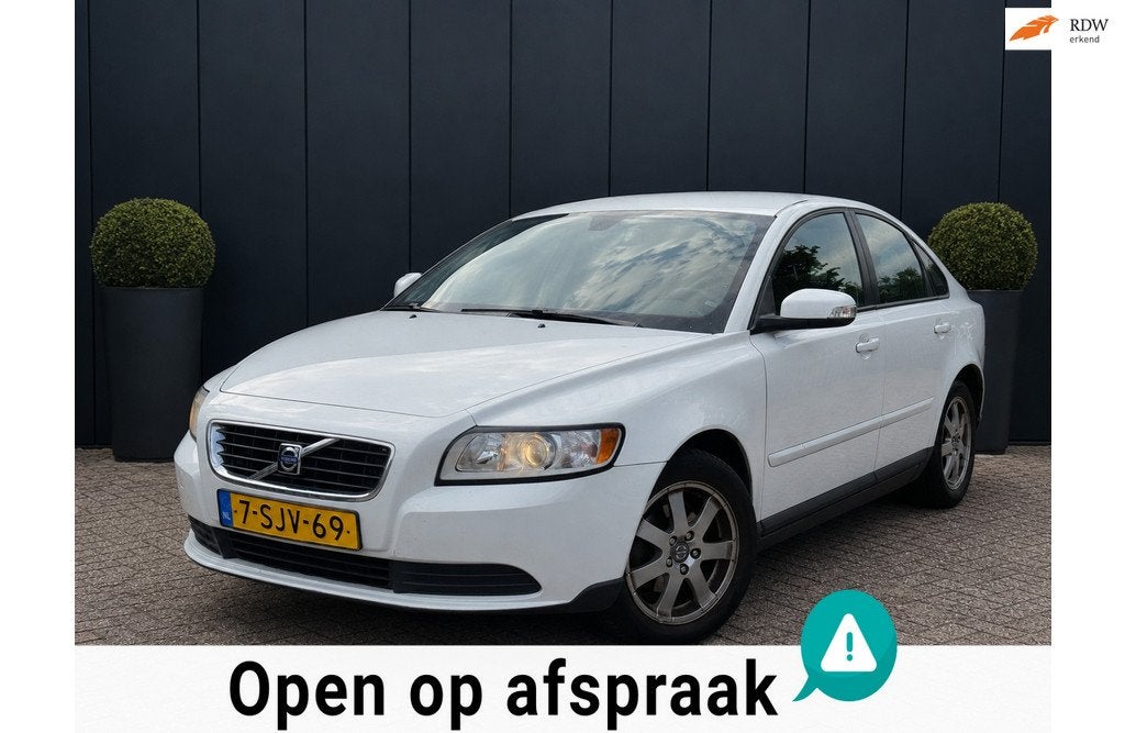 Volvo S40 1.8 Edition II AIRCO TREKHAAK, Auto's, Volvo, Voorwielaandrijving, 1263 kg, Gebruikt, 4 cilinders