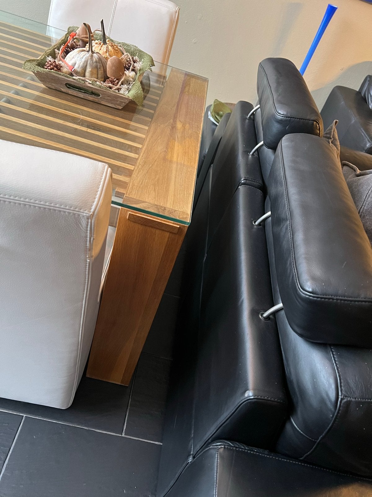 Zwarte leren tweezitsbank met relaxfunctie, Ophalen, Gebruikt, 150 tot 200 cm, Tweepersoons