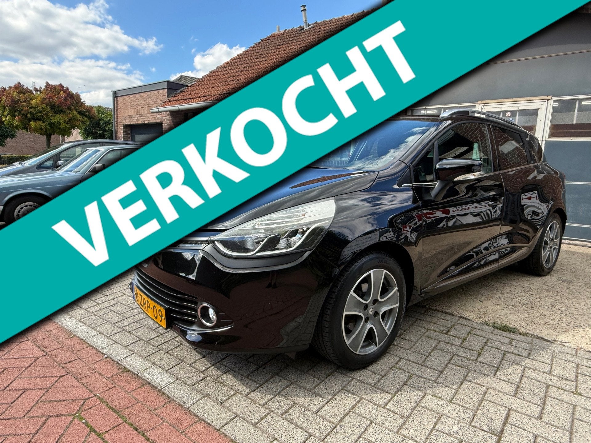 Renault Clio Estate 0.9 TCe Night&Day I AIRCO I CRUISE I NAV, Voorwielaandrijving, Stof, Zwart, Origineel Nederlands