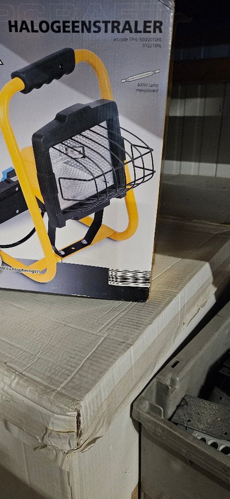 BOUWLAMPEN MET 2 STOPCONTACTEN 16 DOZEN VOL NIEUW €320, Ophalen, 200 tot 500 watt, Lamp, Nieuw