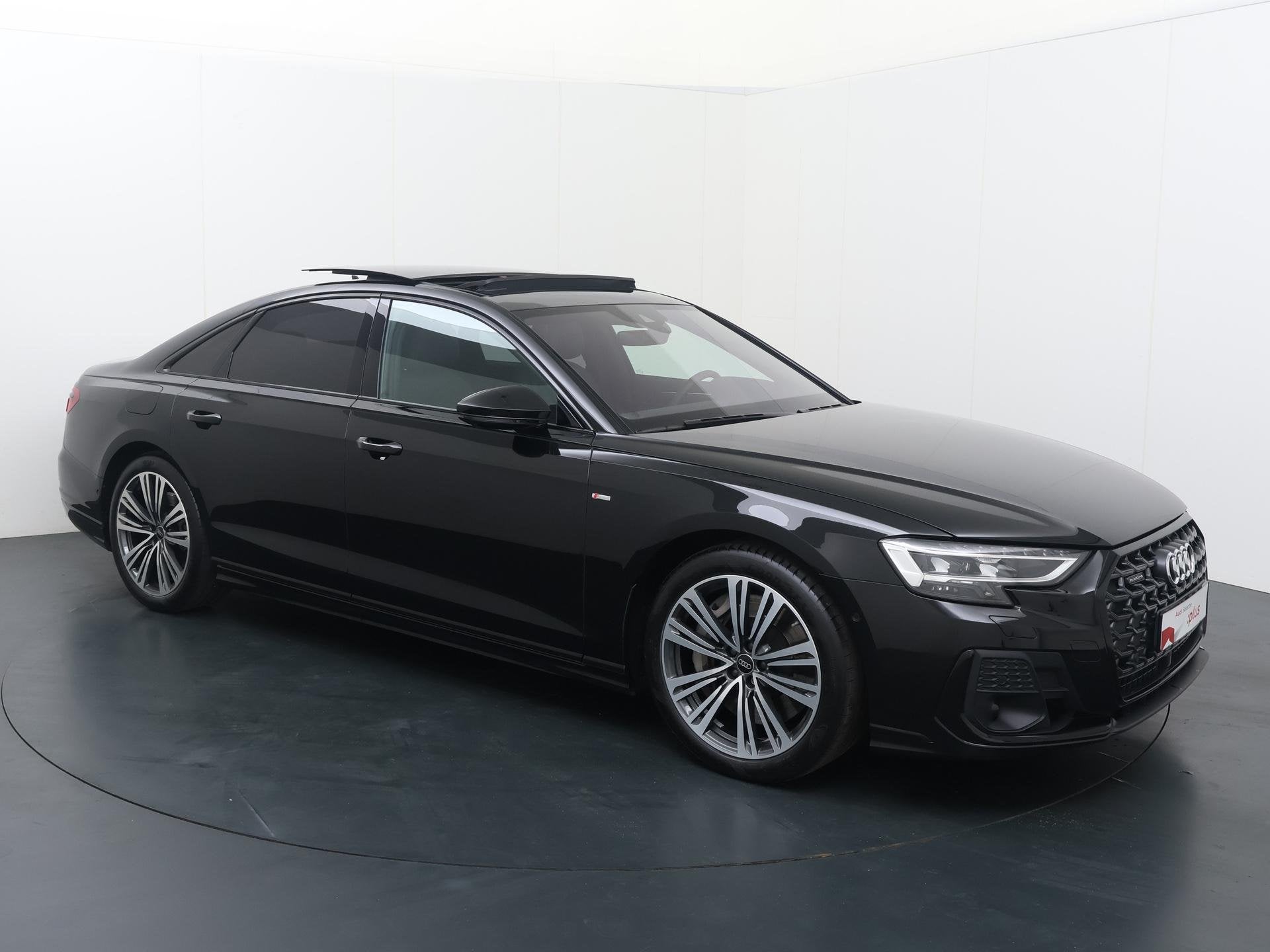 Audi A8 60 TFSI e quattro | 462 PK | SoH % | Panoramadak | 3, Auto's, Audi, Gebruikt, 2995 cc, Zwart, Bedrijf