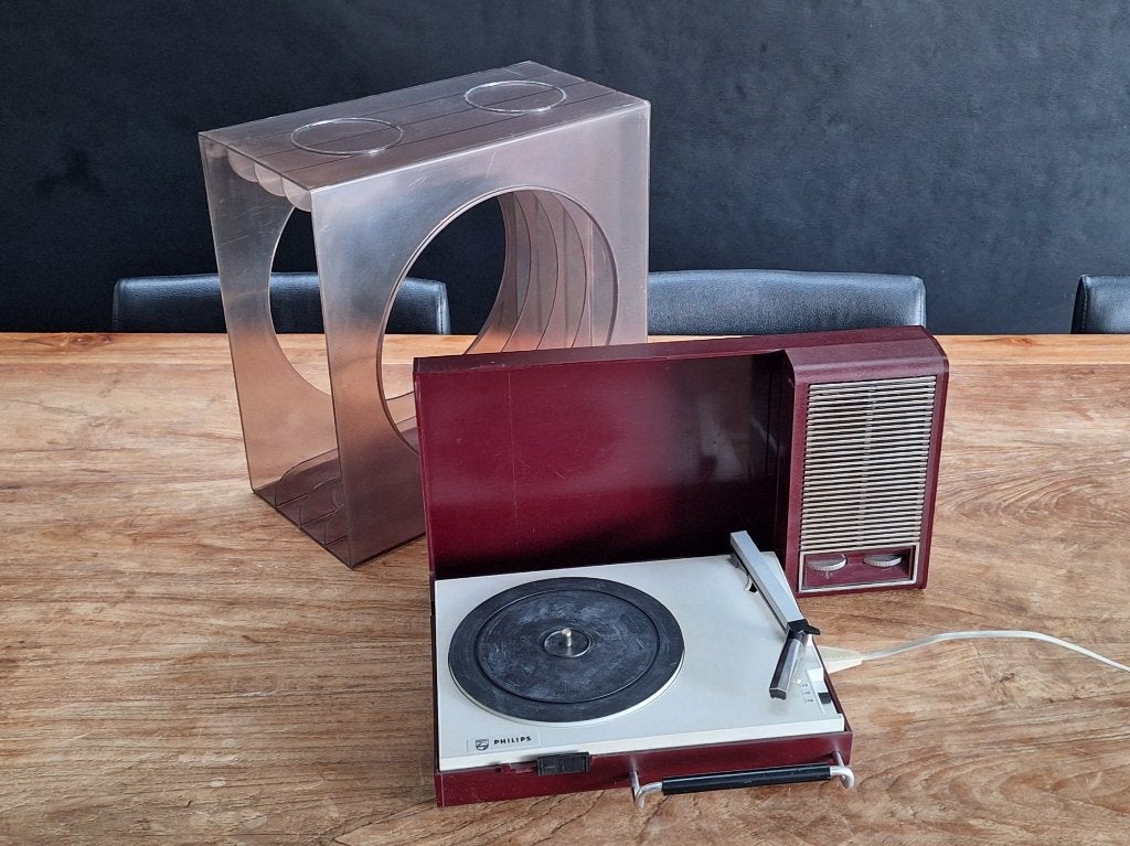 vintage Philps platenspeler + Schweizer design lp opbergbox, Ophalen of Verzenden, Huis en Inrichting