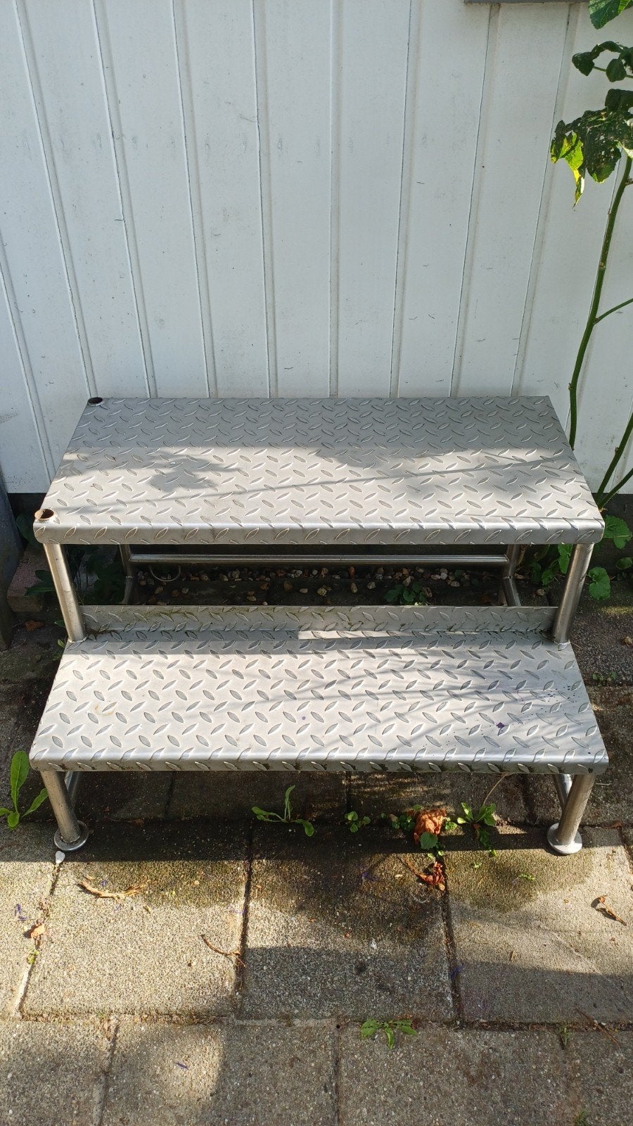 Stevige metalen trap met twee treden, Doe-het-zelf en Verbouw, Ophalen, Gebruikt, Trap, Minder dan 2 meter
