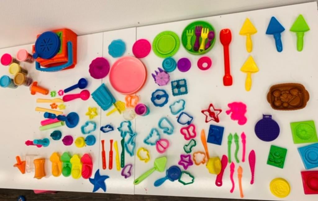 Hele grote set om te kleien Play-Doh, Ophalen of Verzenden, Zo goed als nieuw