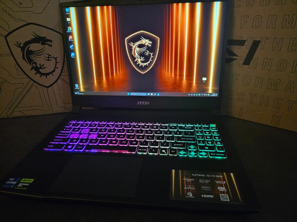 MSI Game laptop - RTX 5070 (Pokemon ruil mogelijk), Ophalen, 15 inch, Zo goed als nieuw, SSD