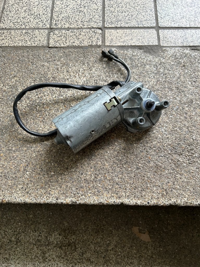 ruitenwissermotor 24 volt, Ophalen, Nieuw, Universele onderdelen