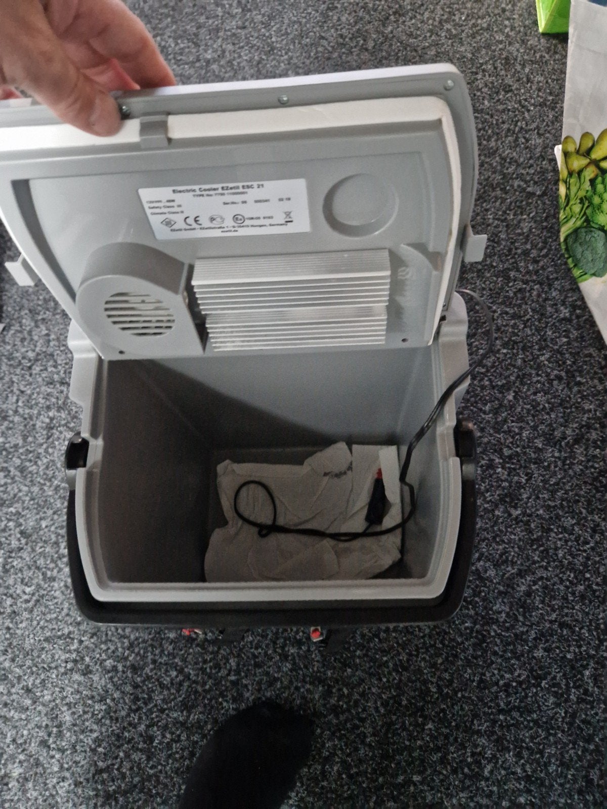 Koelbox 12v, Ophalen of Verzenden, Zo goed als nieuw, Koelbox, Elektrisch