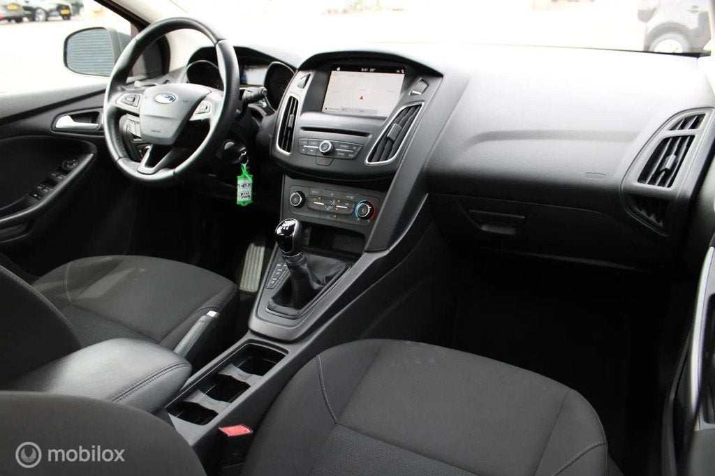 Ford Focus 1.0 EcoBoost Trend Edition, Stoel-st € 8.888,00, Focus, Gebruikt, Origineel Nederlands, Handgeschakeld