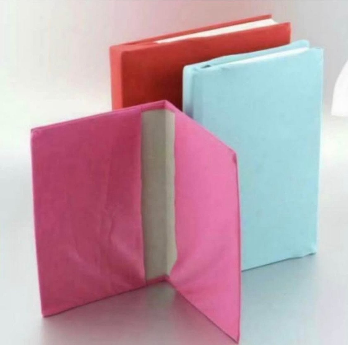 Nieuw rekbare boekenkaften div stretchable bookcovers A5 A4, Diversen, Ophalen of Verzenden, Nieuw