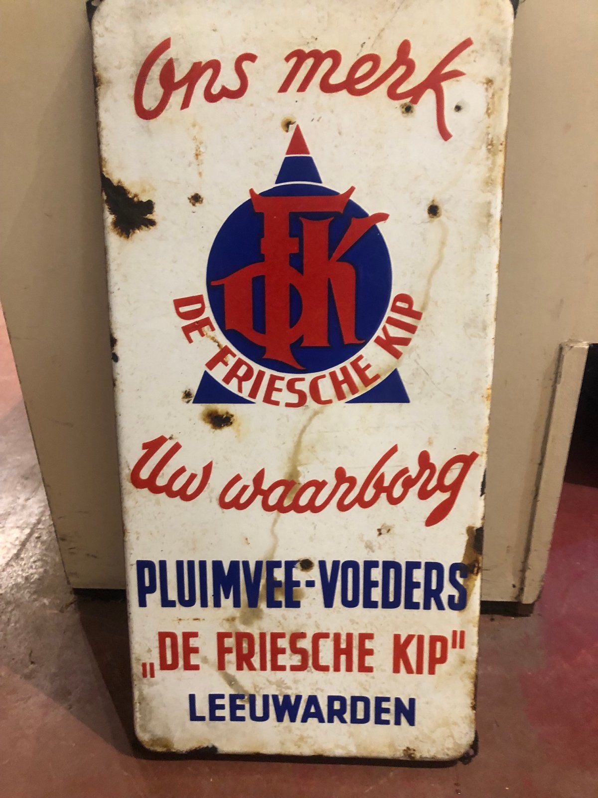 Emaille reclamebord "De Friesche Kip" Leeuwarden, Ophalen of Verzenden, Gebruikt, Reclamebord