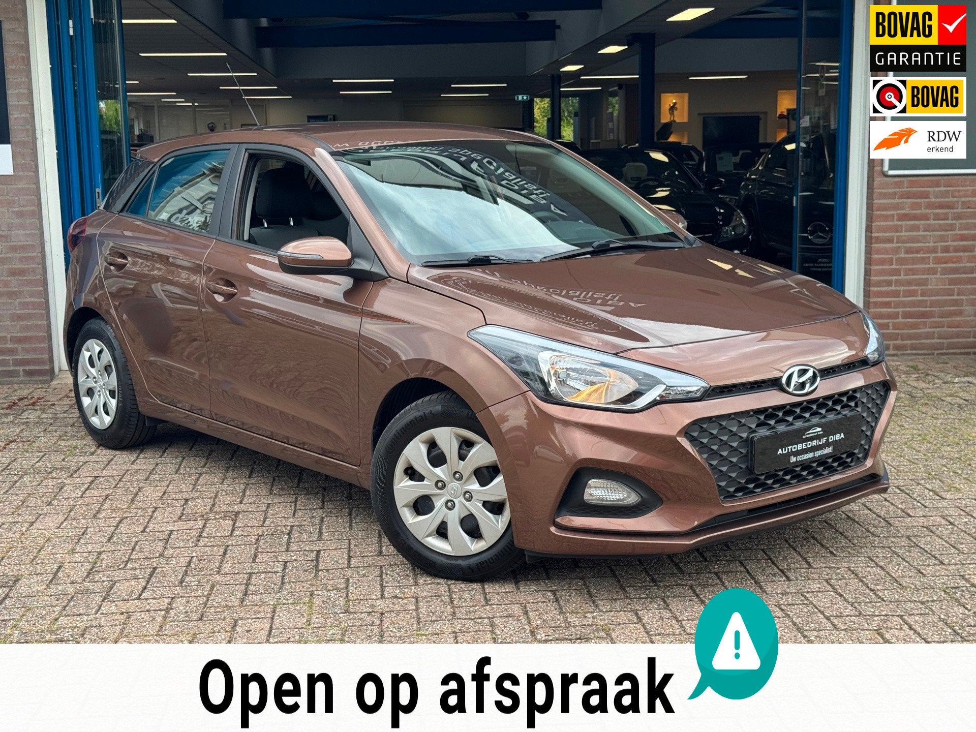 Hyundai I20 1.2 LP i-Drive Cool 5drs 2019 AIRCO APK NAP!, Auto's, Dealer onderhouden, 4 cilinders, Bruin, Handgeschakeld