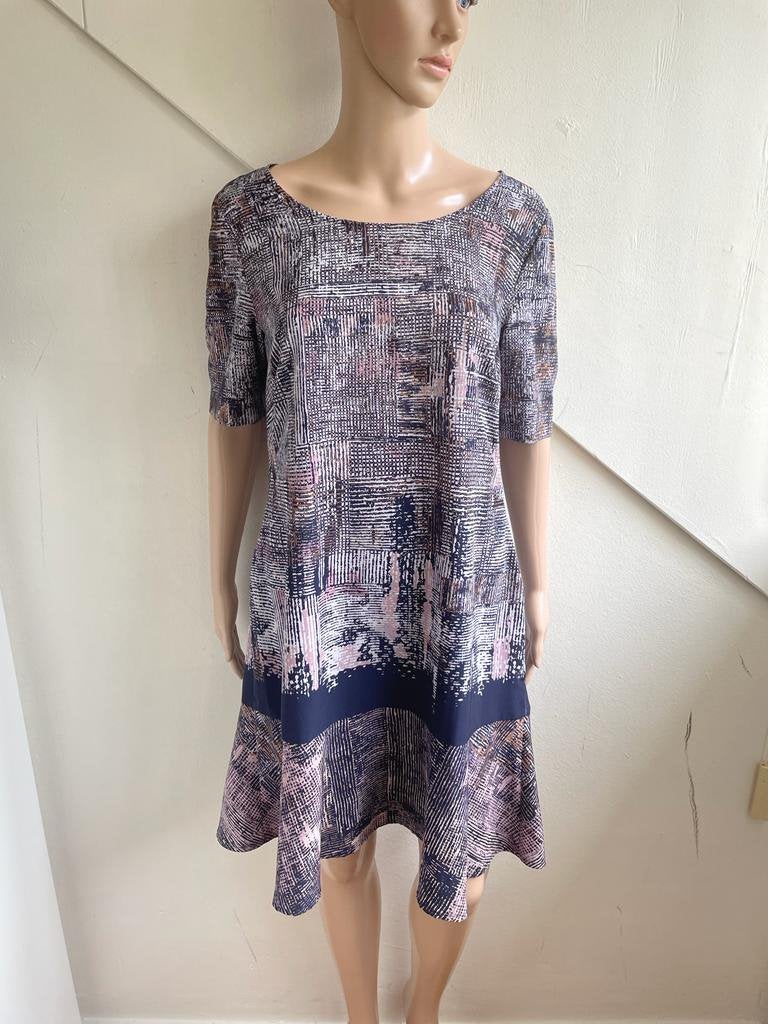 Caroline Biss jurk maat 40 lila paars blauw print, Maat 38/40 (M), Paars, Ophalen of Verzenden, Zo goed als nieuw
