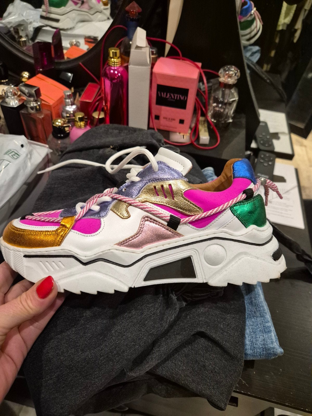 Zgan DWRS sneakers mt 40 in zeer goede staat leer, Kleding | Dames, DWRS, Overige kleuren, Ophalen of Verzenden, Sneakers of Gympen