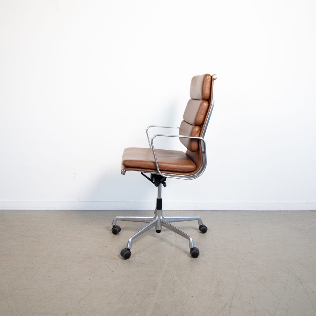 Vitra Eames EA 219 Bureaustoel Camel Leer - Aluminium, Niet ingevuld, Zo goed als nieuw, Niet ingevuld, Niet ingevuld