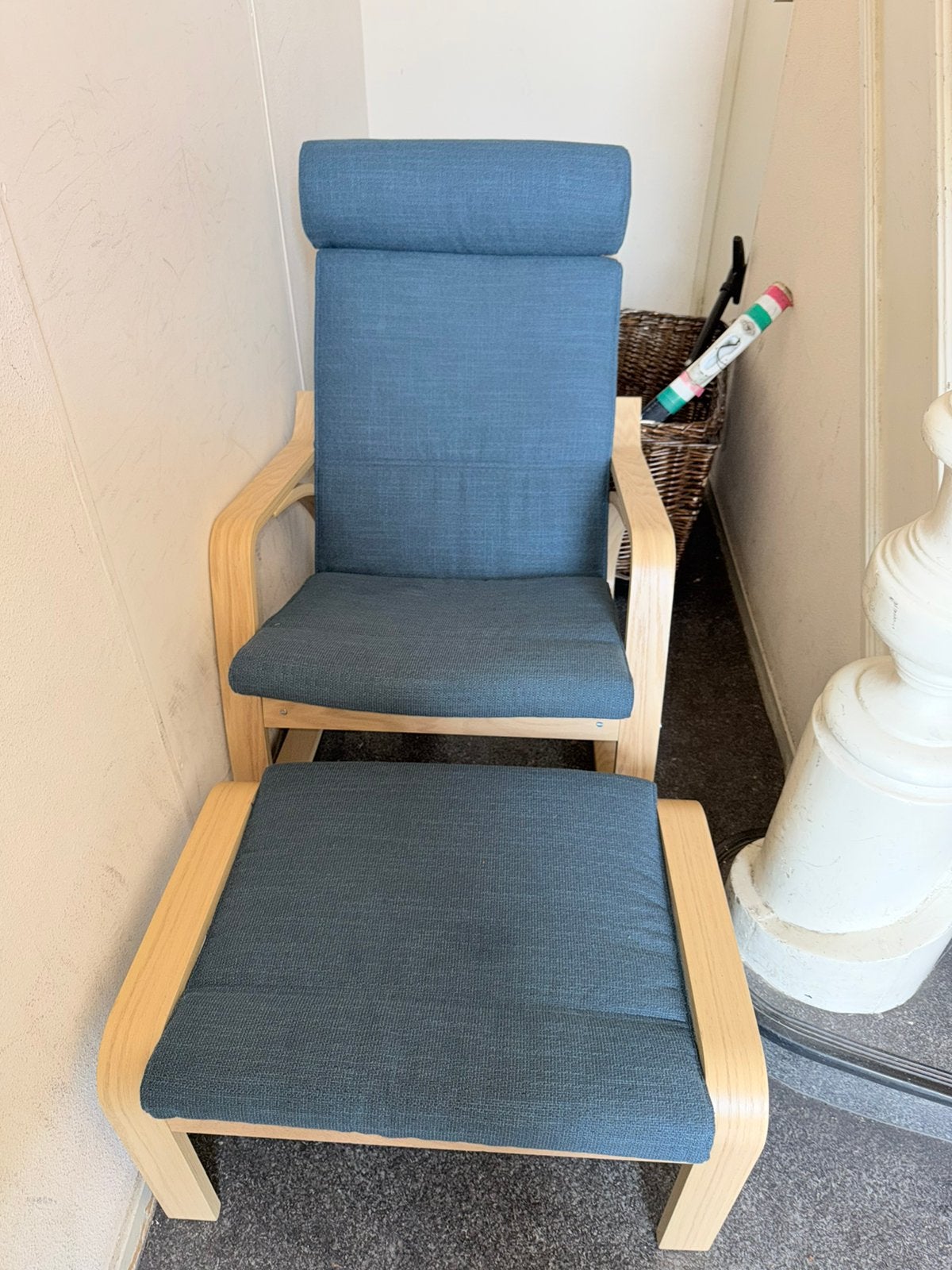 Blue Garden chair with matching footrest- Like new, Tuin en Terras, Tuinmeubel-accessoires, Ophalen, Zo goed als nieuw