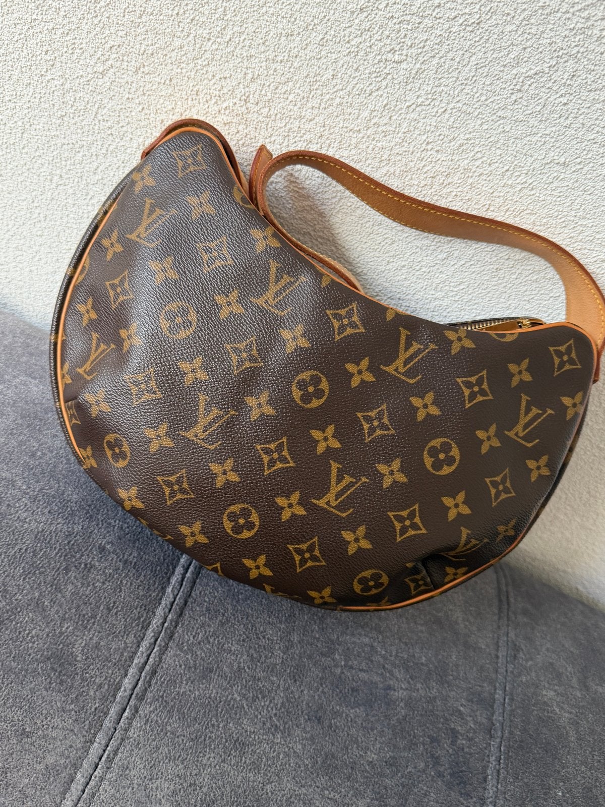 Louis Vuitton Croissant MM Monogram Schoudertas, Sieraden, Tassen en Uiterlijk, Ophalen of Verzenden, Zo goed als nieuw, Bruin