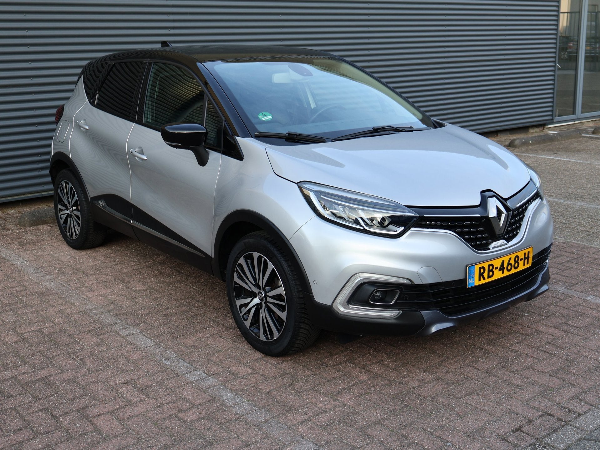 Renault Captur 1.2 TCe Initiale 1e eigenaar Dealer NAP Keyle, Auto's, Dealer onderhouden, Gebruikt, 4 cilinders, 635 kg
