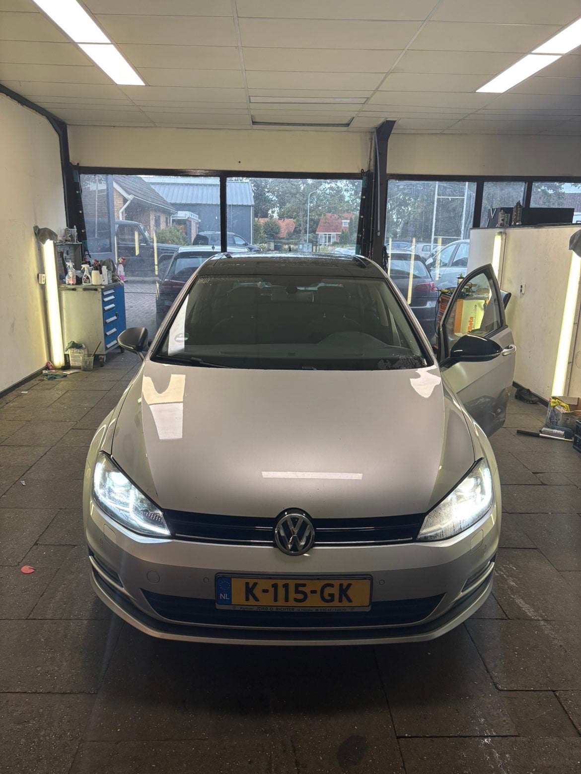 Volkswagen Golf 1.6 TDI 77KW DSG 2014 Grijs, Auto's, 4 cilinders, Diesel, 26 km/l, 125 €/maand