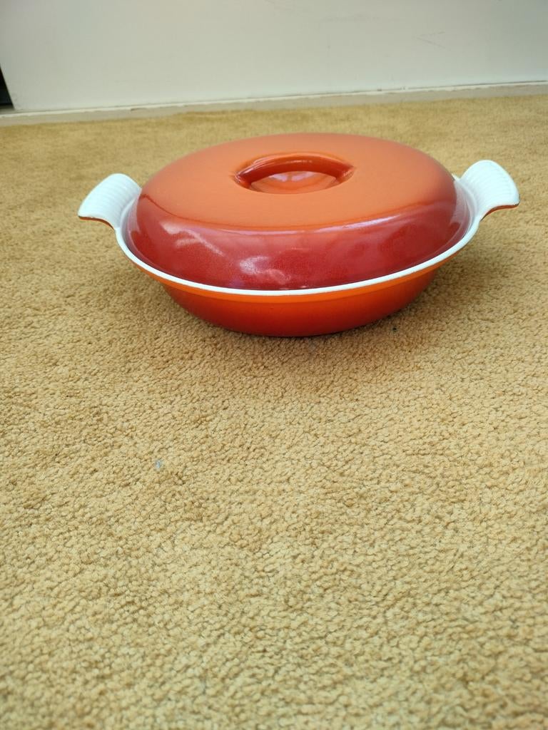 Retro oranje drievaks gietijzeren pan., Ophalen of Verzenden, Gebruikt, Gietijzer