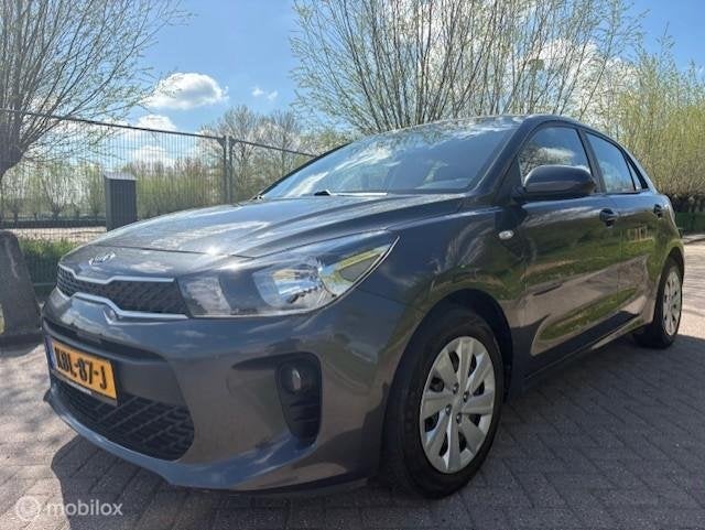 Kia Rio 1.2 CVVT ComfortPlusLine Airco, BT, Nieuwe APK, Auto's, 83 pk, Gebruikt, Euro 6, 4 cilinders