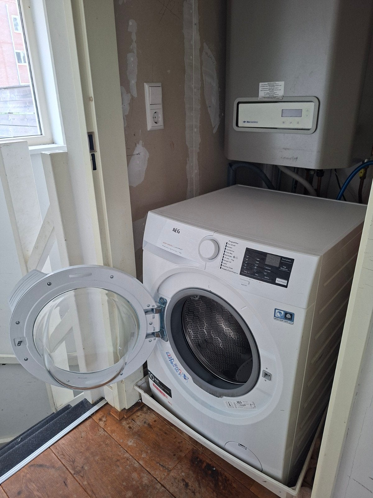 AEG Lavamat 6000 Series ProSense 9kg Wasmachine, Witgoed en Apparatuur, Wasmachines, Ophalen, 1200 tot 1600 toeren, Gebruikt, 8 tot 10 kg