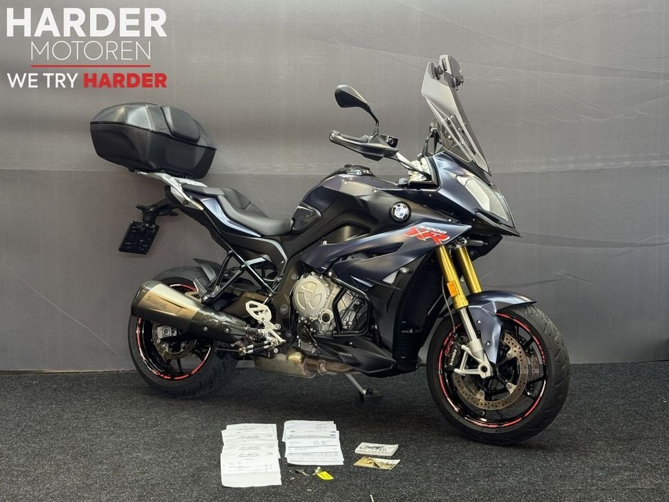 BMW S 1000 XR | TOPSTAAT | VOL OPTIES | AKRAPOVIC, 4 cilinders, Motorrijbewijs A, Bedrijf, Onbekend