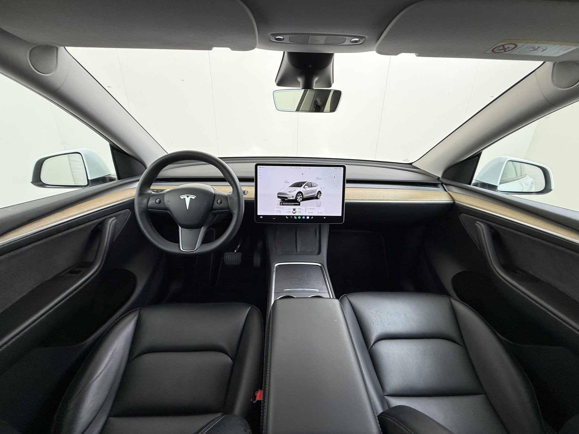 Tesla Model Y RWD 300PK LFP SOH 90% Trekhaak Warmtepomp Lede, Auto's, Automaat, Achterwielaandrijving, Gebruikt, Zwart