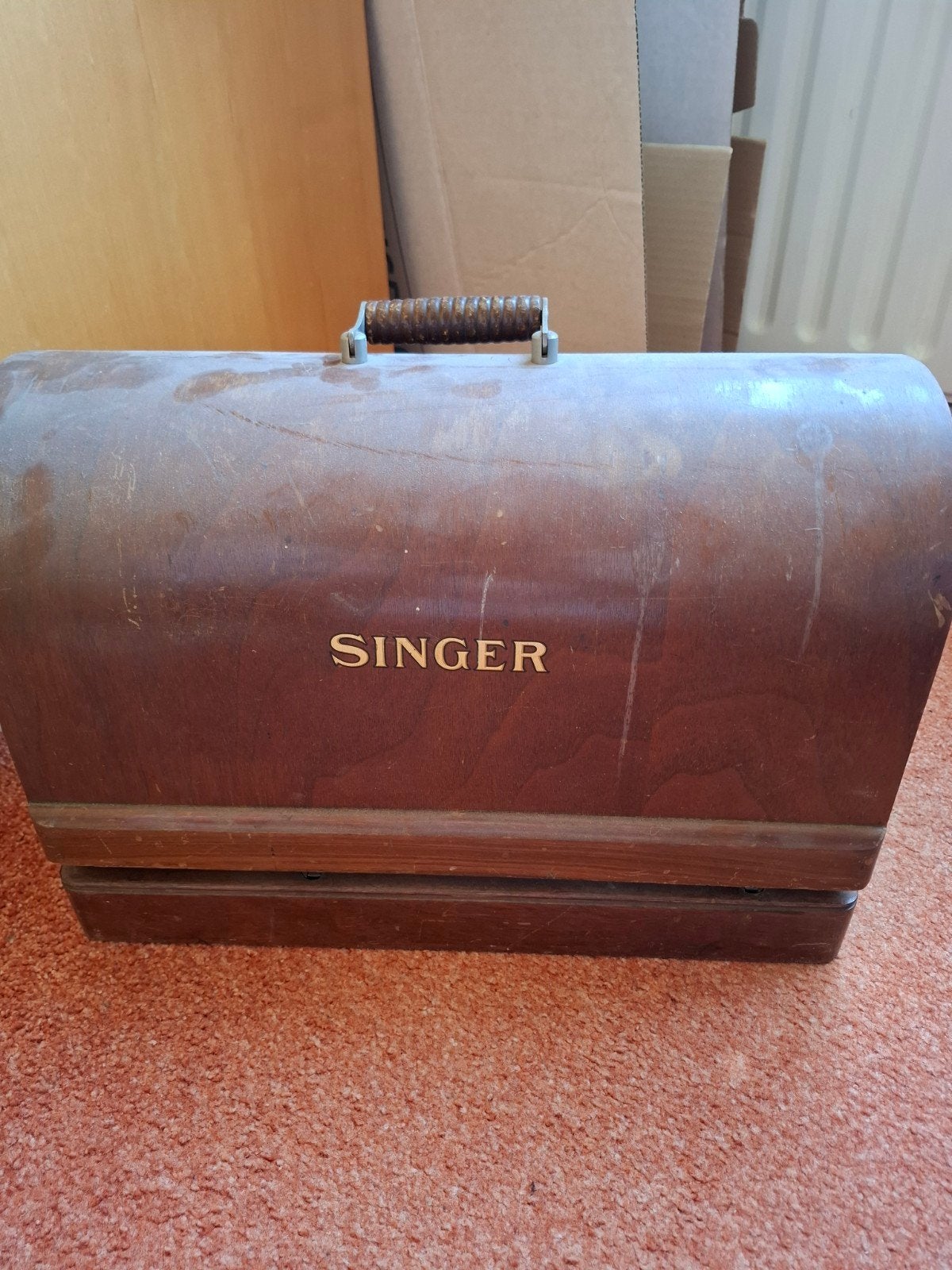 Antieke Singer handnaaimachine Y7427874 met koffer, Ophalen