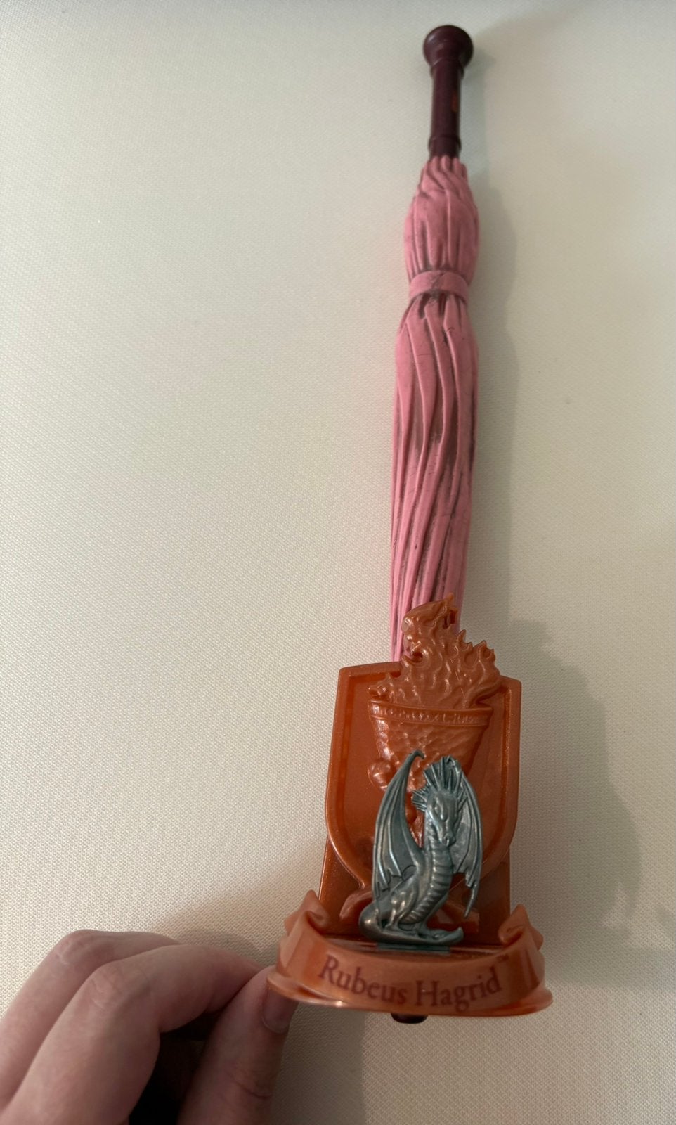 Leuke verzamling Harry Potter toverstokken met standaard, Ophalen of Verzenden, Zo goed als nieuw