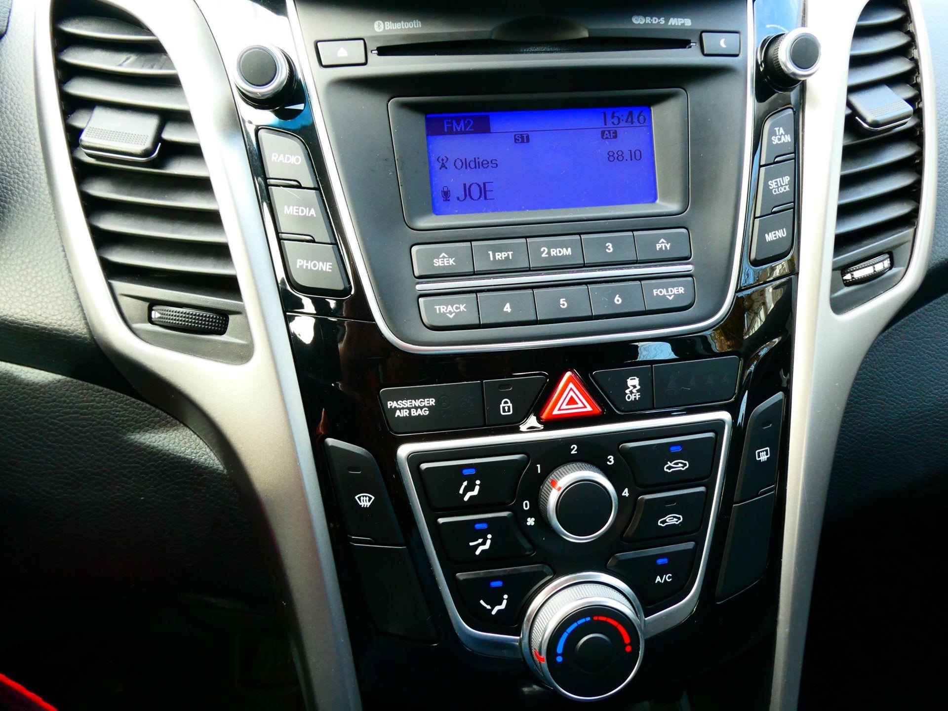 Hyundai I30 CW 1.4 i-Drive 101pk 2e eigenaar Airco Cruise LE, Voorwielaandrijving, Gebruikt, Euro 6, Handgeschakeld
