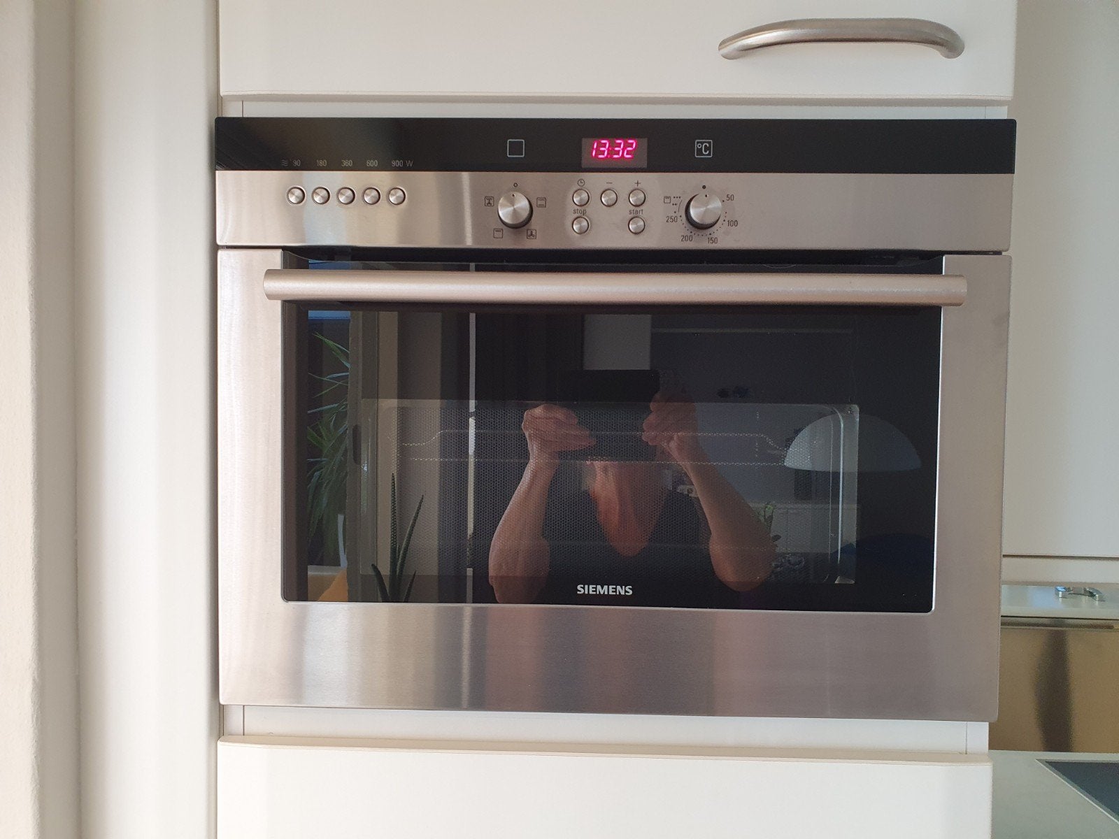 Siemens inbouw combi magnetron/oven HTHB84K, Ophalen
