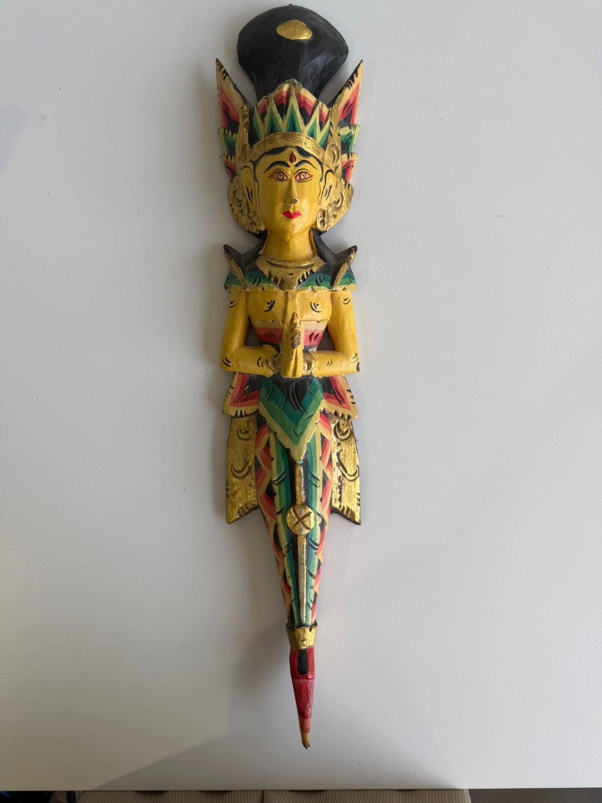 Handgesneden Balinees houten wandbeeld, Antiek en Kunst, Handgemaakt, Wanddecoratie, Hout, Vrouw