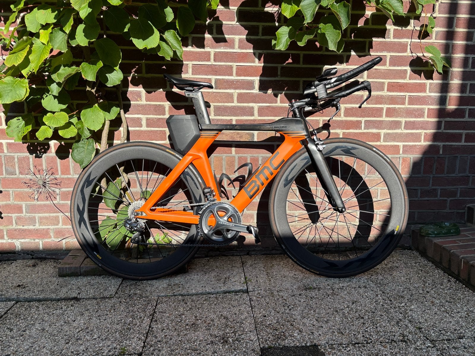 BMC Timemachine TM02 tijdritfiets - Ultegra Di2, Gebruikt, Carbon, Velgrem, 49 tot 53 cm
